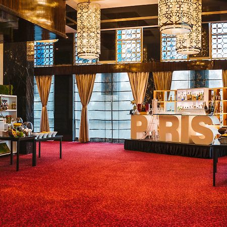 Sofitel Mumbai Bkc Hotel Ngoại thất bức ảnh Lobby